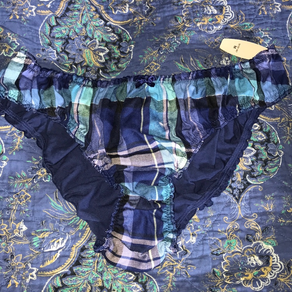 Set of 2 Victoria’s Secret Panties